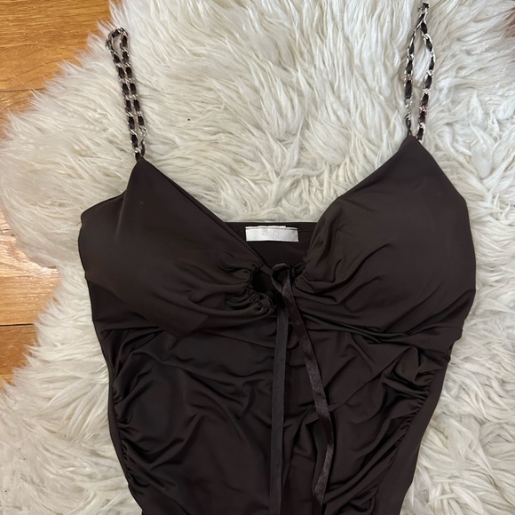 June brown dress - Picture 3 of 4